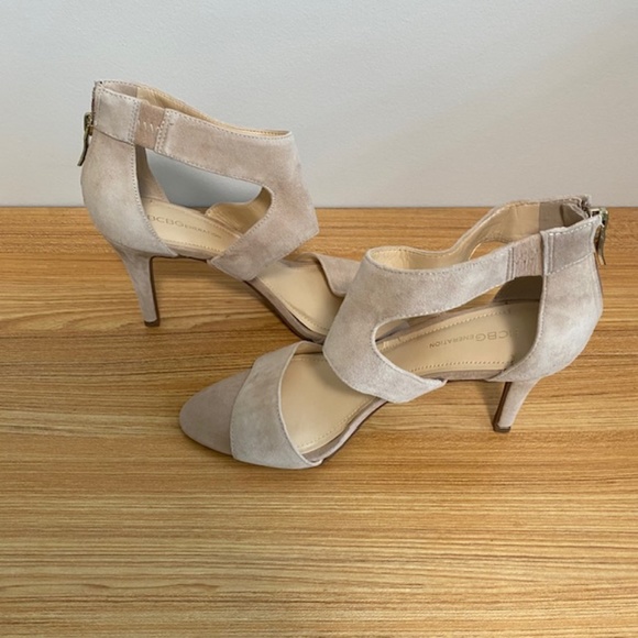 BCBGeneration Powder Nude Suede Mavel-X Open-Toe Shoes Size 9M - Picture 2 of 5